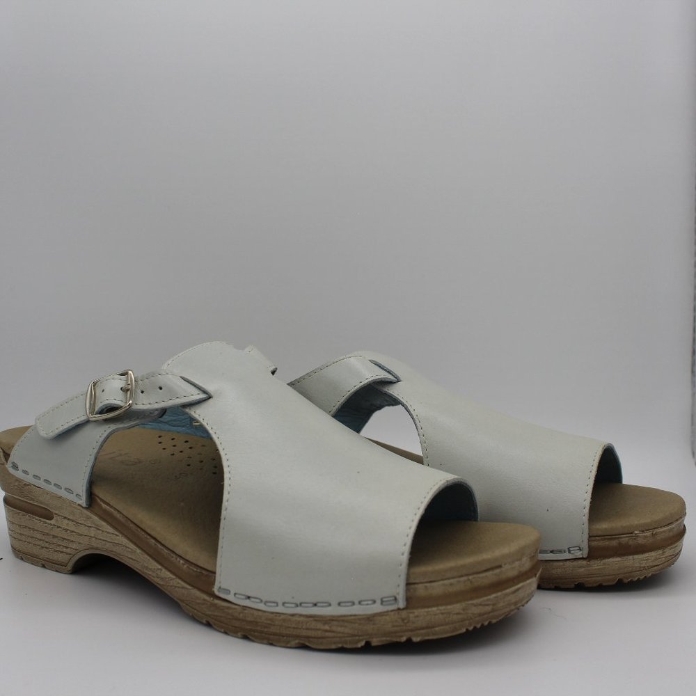 Sanita White Mule Sanals (Size 40 EU)